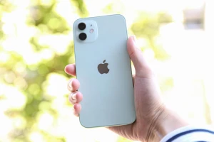 iPhone 12 レビュー！完成度が高すぎるスタンダードモデルを実際に使った感想を紹介