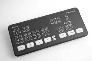 ATEM Miniのレビュー。Youtube配信やWebカメラ化に便利