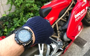 G-SHOCK「MTG-B3000」の使い勝手を検証。高級ラインは大人のアクティブライフに必須な要素をどこまで備えている!? | 高級腕時計専門誌クロノス日本版[webChronos]