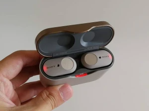 【 SONY WF-1000XM3 レビュー】ノイキャンだけじゃなくてノイズコントロールしてくれる完全ワイヤレスイヤホンだった件 | ガジェットランナー