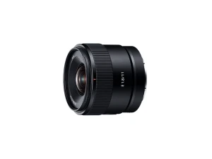 E 11mm F1.8 image