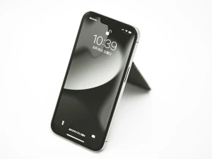 ESR HaloLock Geo Wallet Stand レビュー