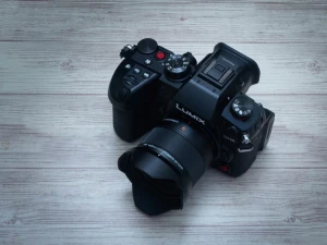 Vol.179 待望の超広角単焦点レンズ「LEICA DG SUMMILUX 9mm/F1.7 ASPH.」を試す[OnGoing Re:View] - PRONEWS : デジタル映像制作Webマガジン